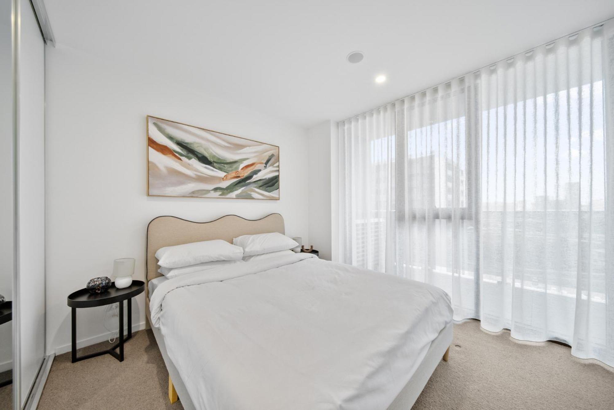 2-Bed Haven: Impeccable Interiors & Chic Amenities Apartment Phillip Exterior photo